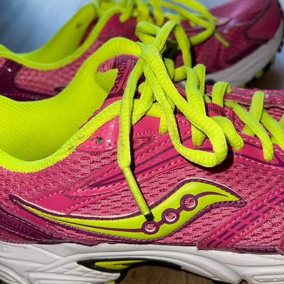 Saucony oasis women’s size 7.5 running shoes - Picture 10 of 12